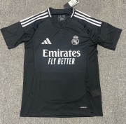 2526 RM black training shirt